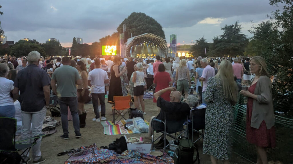 gipsy-kings-crowds